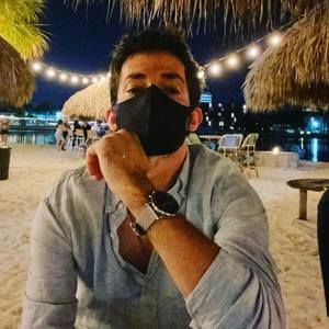 Meet your Posher, Mokar